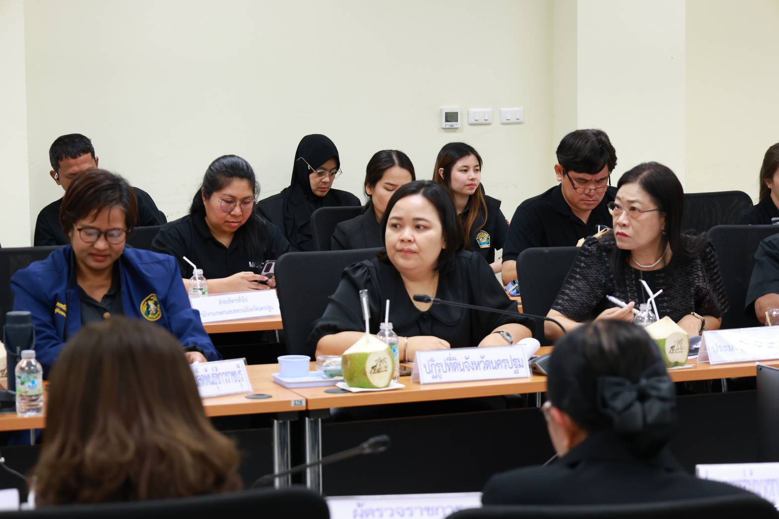 title - ผู้ตรวจราชการ ส.ป.ก. เข้าร่วมประชุมติดตามผลการดำเนินงานตามแผนการตรวจราชการของผู้ตรวจราชการกระทรวงเกษตรและสหกรณ์ ประจำปีงบประมาณ พ.ศ. 2569 รอบที่ 1 เขตตรวจราชการที่ 2 จังหวัดนครปฐม